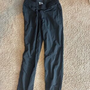 REI Co op trail hiking black pants youth (10/12).
